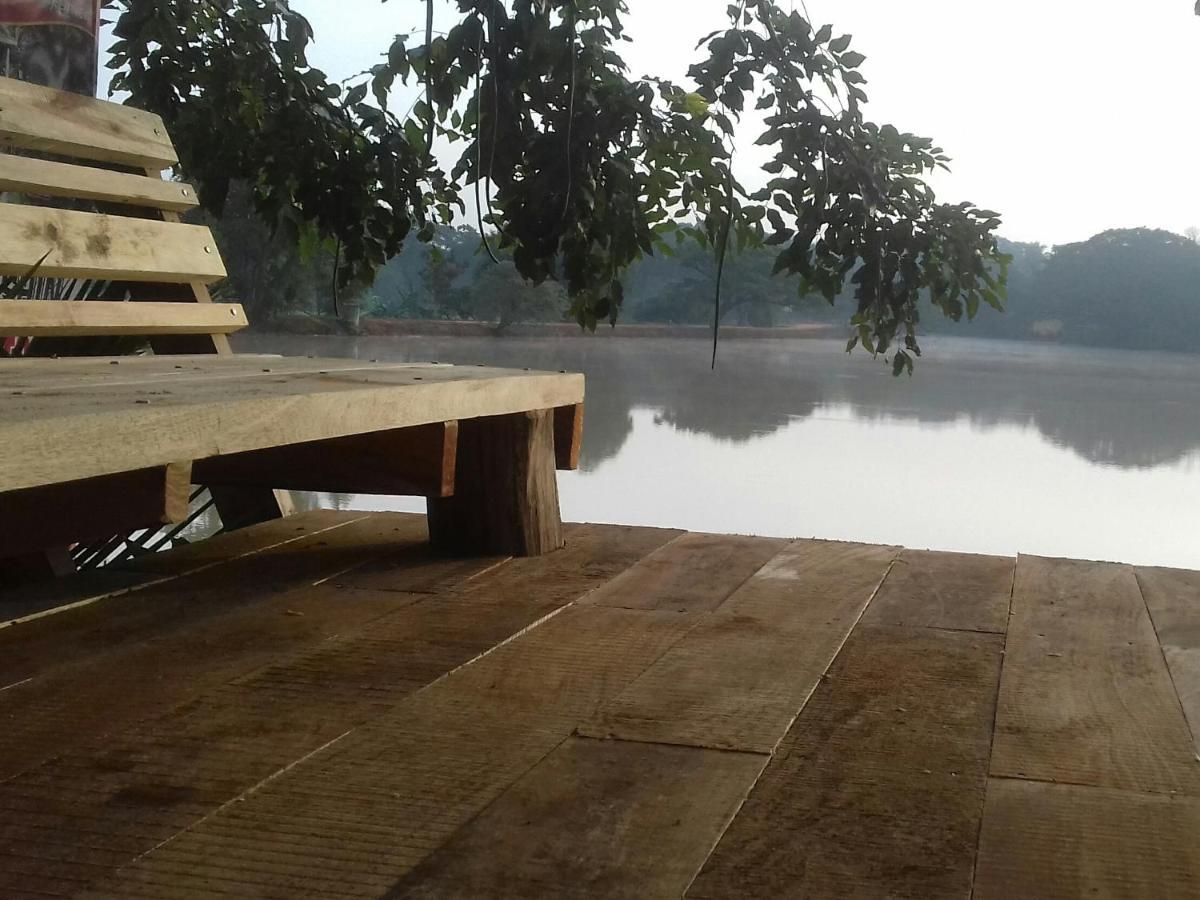 Shashin Lake Resort Дамбулла Екстер'єр фото
